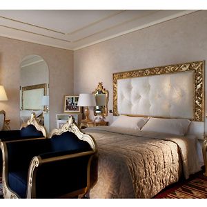 Camera lussuosa con letto king size